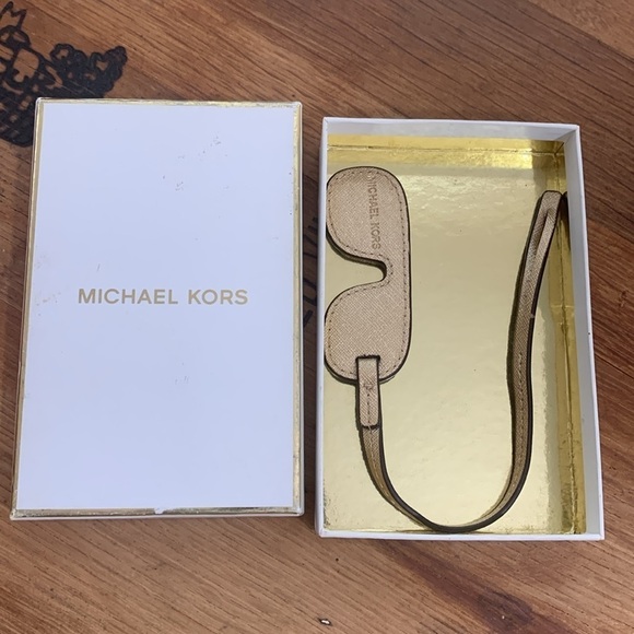 Michael Kors | Pale Gold Shimmer Leather Aviator Bag Charm Key Chain With Box - Picture 1 of 17